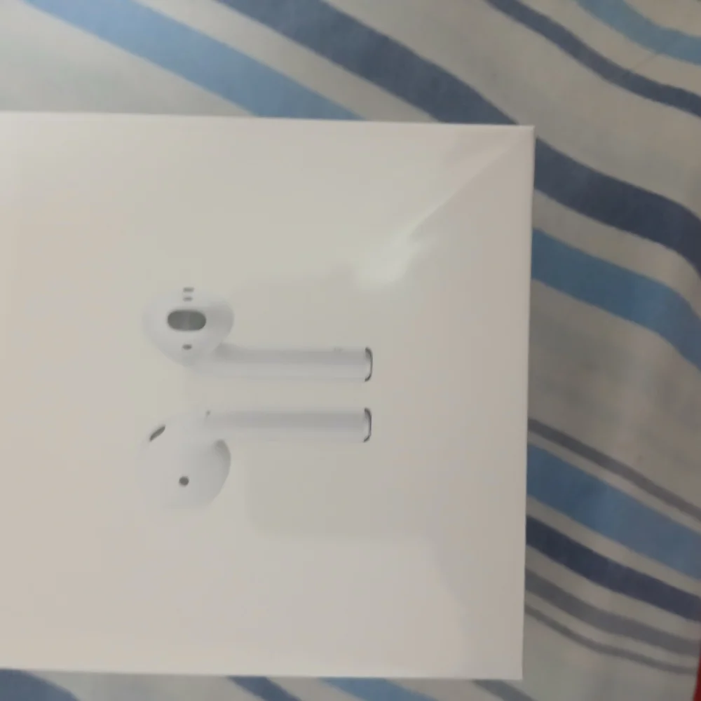 Apple AirPods Wireless Earbuds